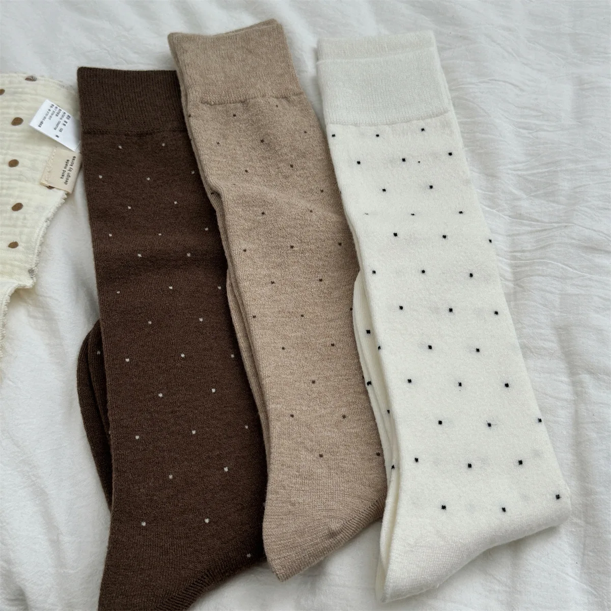 SP&CITY Winter Sweet Polka Dot - Silk Sock Bamboo ulasan dan harga